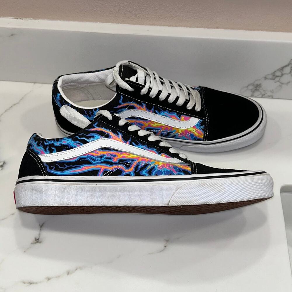 Vans‎ Old Skool Electric Flame Glow in the Dark Sneaker 9 Men's, 10.5 Women's - Picture 2 of 8